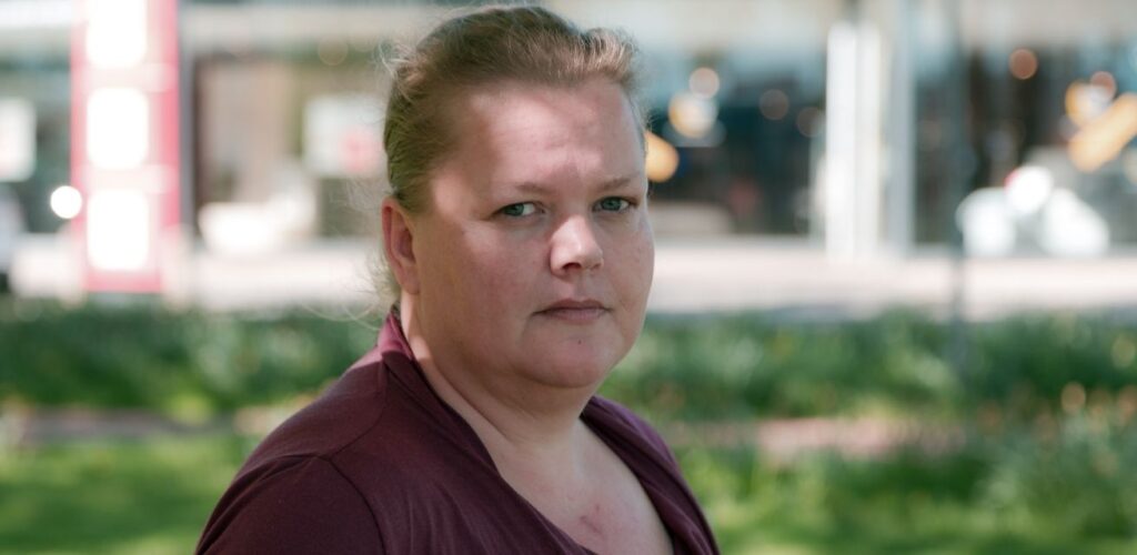 Natasja Smoes is Rode Kruis-vrijwilliger