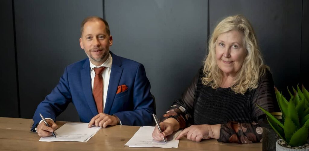 Ondertekening overeenkomst