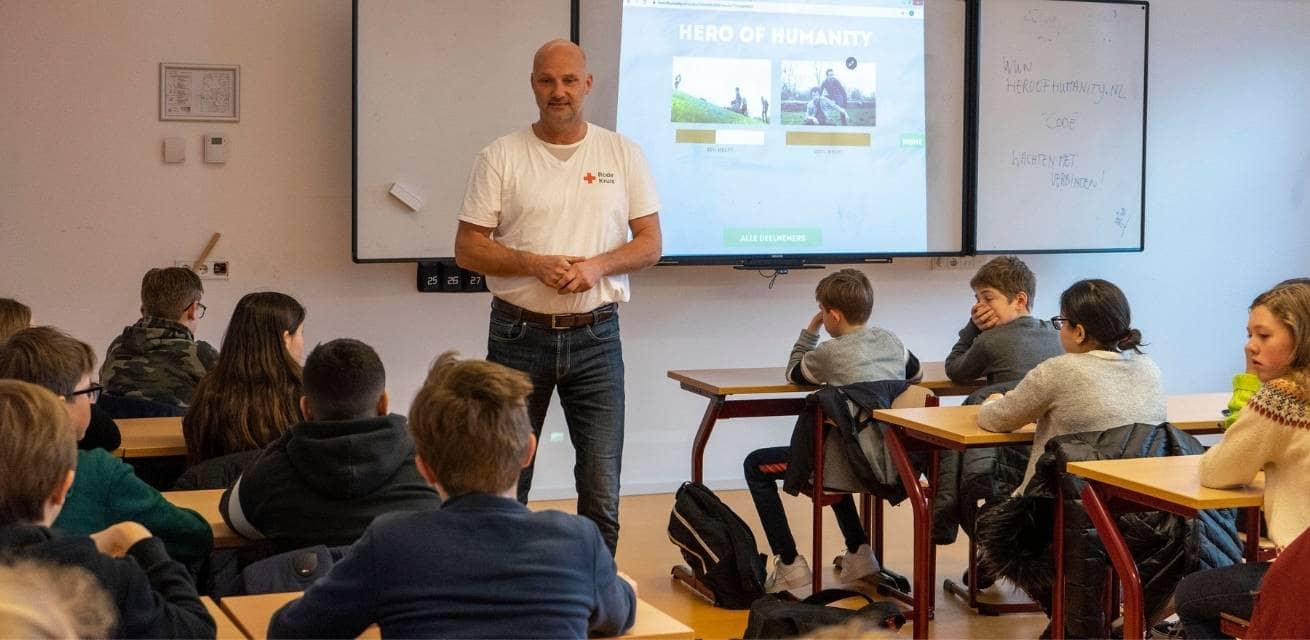 Educatie-haal-het-rode-kruis-in-de-klas