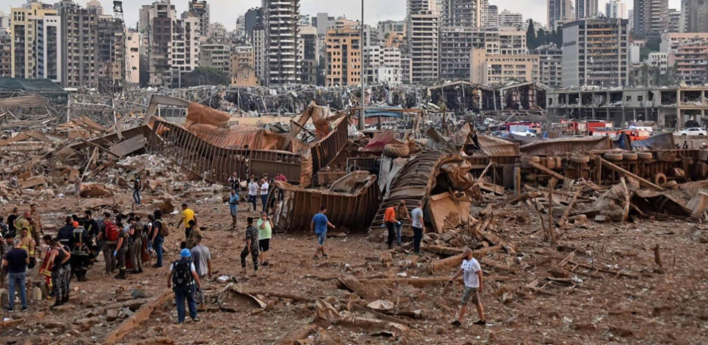 Beiroet-in-puin-door-explosie-1030x503