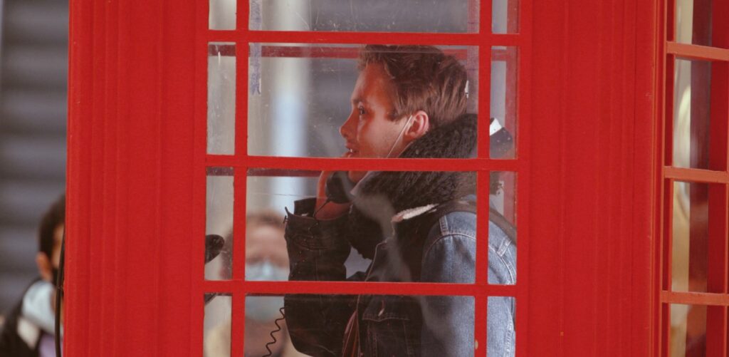 met elkaar in gesprek gaan rode kruis skipdecoronadip