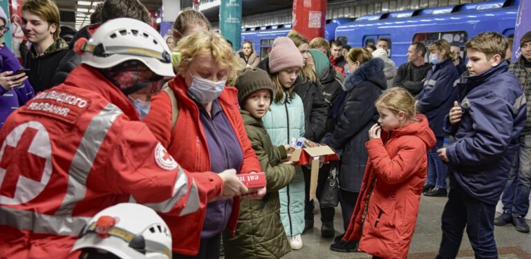Video - Hoe overleef je een aardbeving? - Rode Kruis Nederland