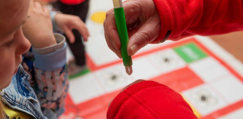 Onderwijs EHBO-spel Pleisterrace Rode Kruis