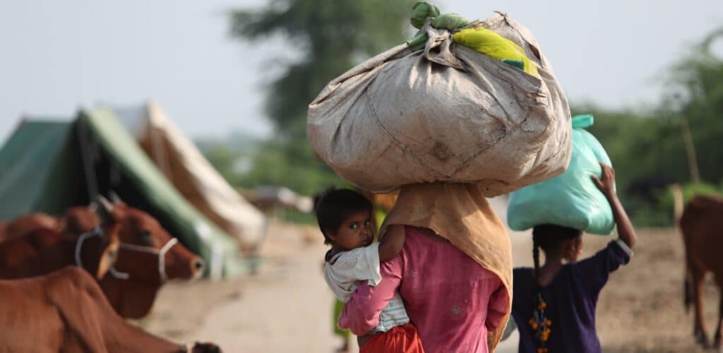 onlangs zijn in Pakistan veel mensen slachtoffer geworden van overstromingen Rode Kruis