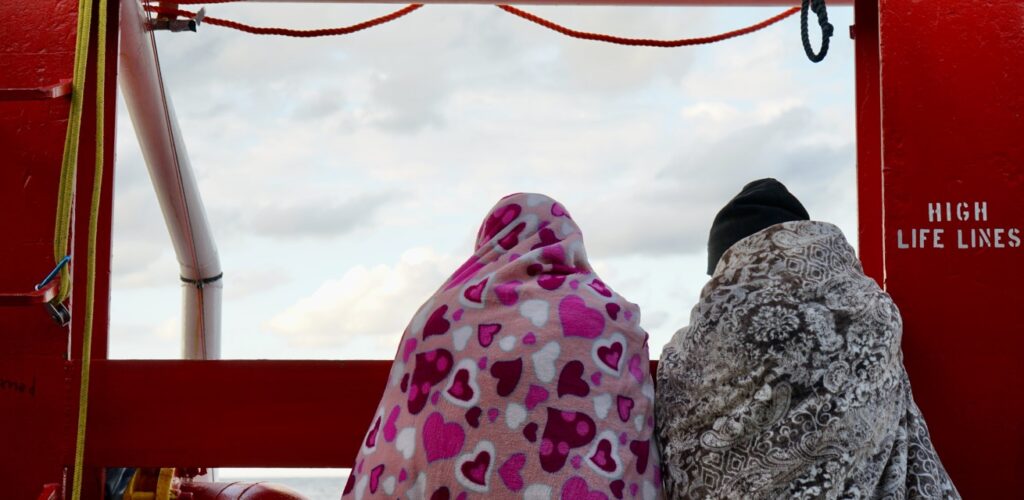 overlevenden op The Ocean Viking Rode Kruis