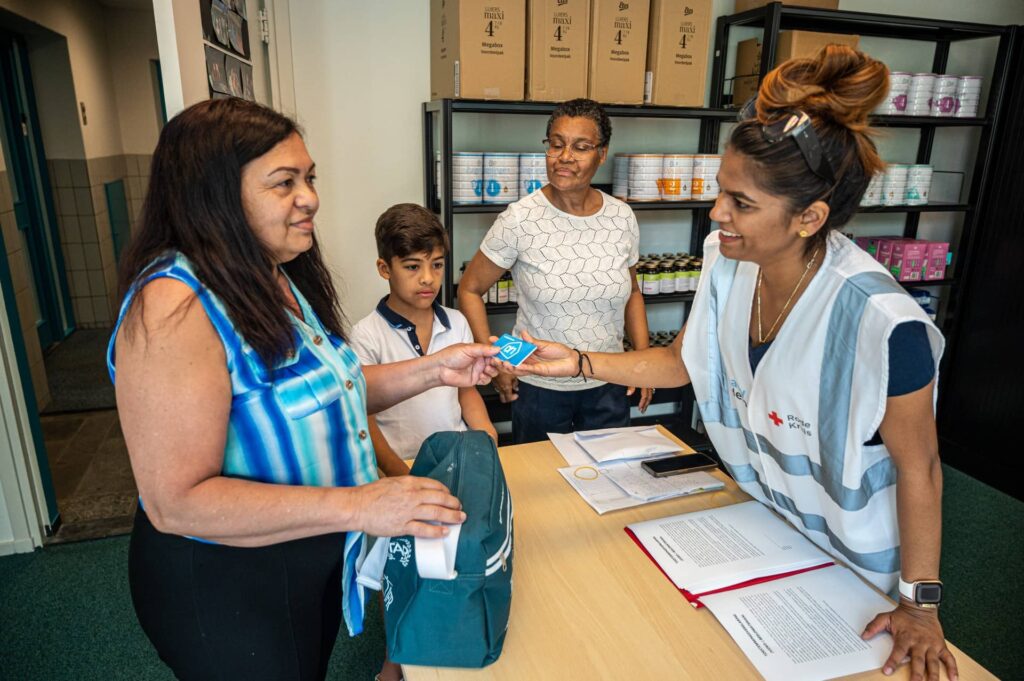 Rode Kruis voedselhulp boodschappenkaarten