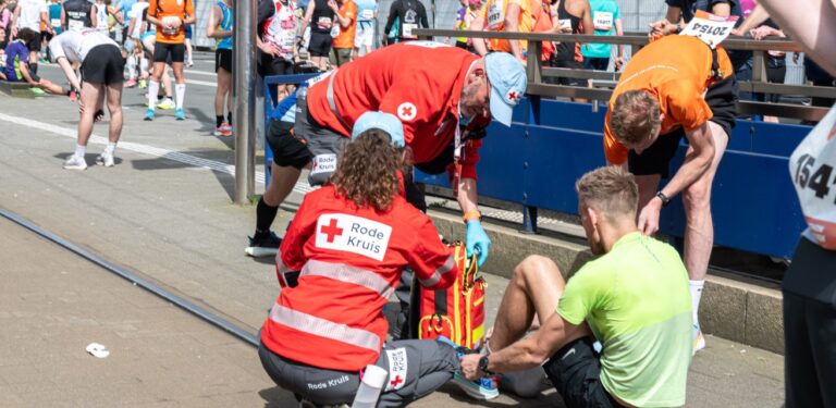 Basis eerstehulpverlener (vrijwillig) - Rode Kruis Nederland