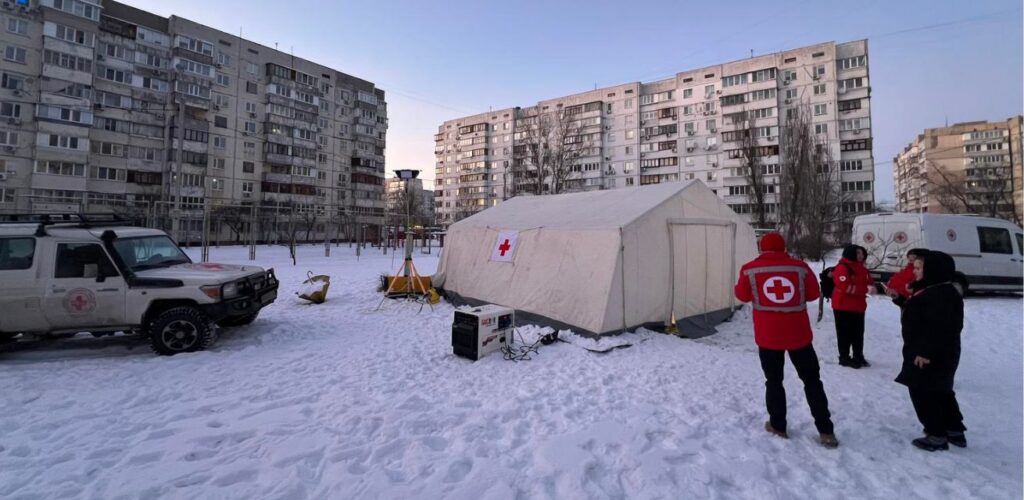 Mobiel opvangcentrum van het Oekraïense Rode Kruis in Kyiv.