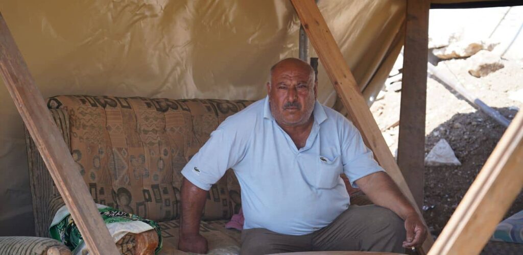 Palestijnse veehouder westelijke jordaanoever Rode Kruis