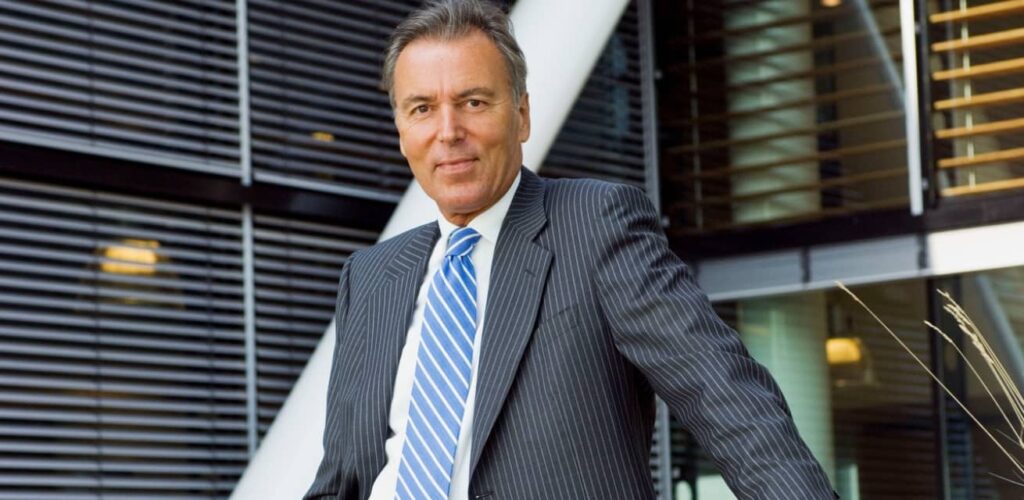 Elco Brinkman voorzitter Nederlandse Rode Kruis